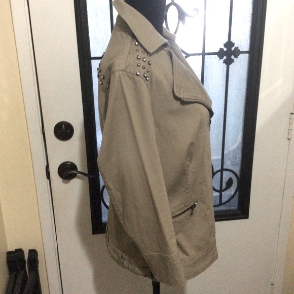 Kerry Brooke studded and jewelled jacket - Picture 2 of 9